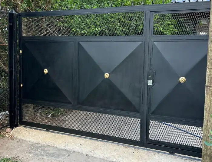 Portones de Chapa y Enrejado